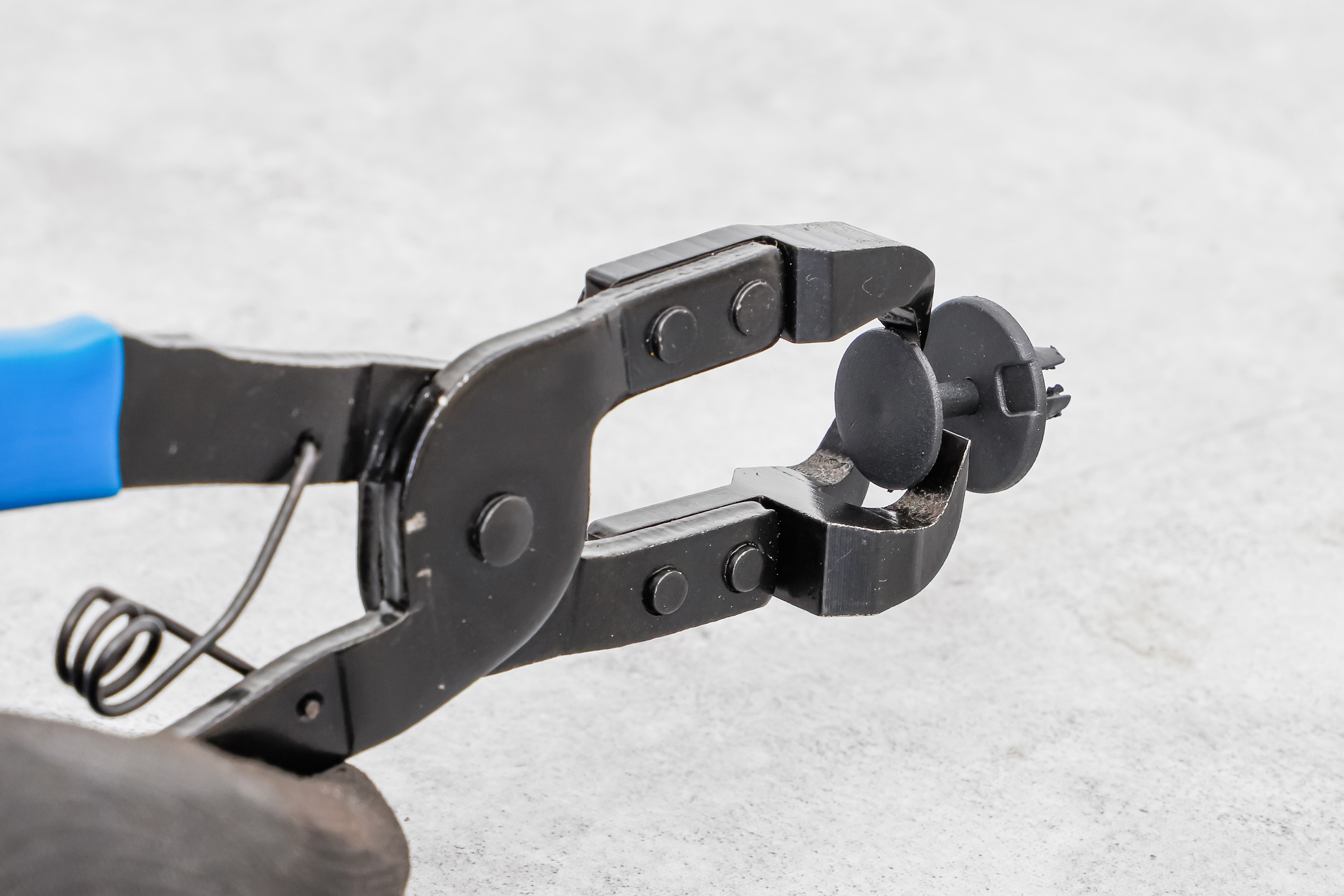 BGS Verkleidungsclip-Zange | 185 mm